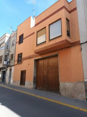 Fotografía Casa De Pueblo en venta en Alcalà de Xivert de 232 m2 