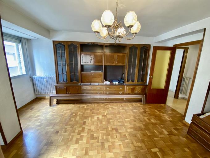 Fotografía Piso en venta en Zaragoza de 135 m2 