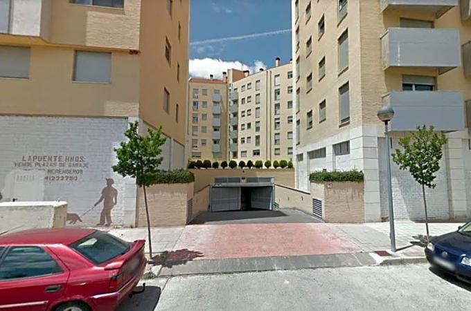 Fotografía Plaza De Parking en venta en Logroño de 12 m2 