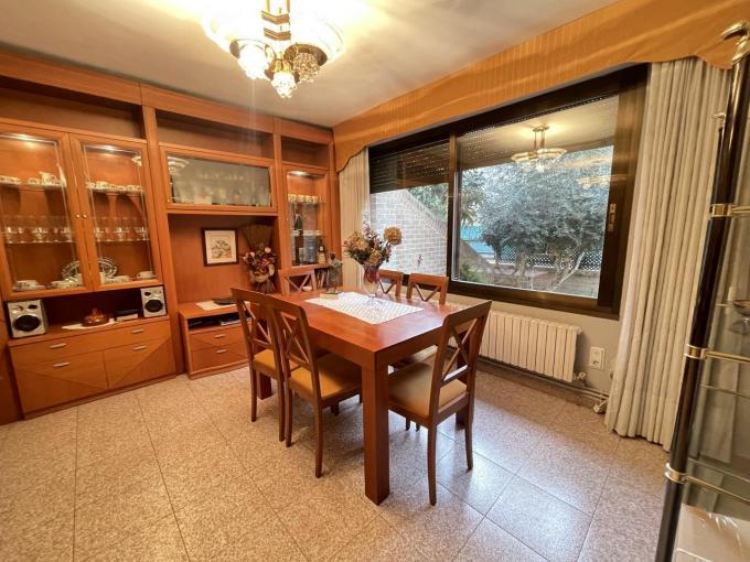 Fotografía Casa - Chalet en venta en Zaragoza de 230 m2 Comprar 