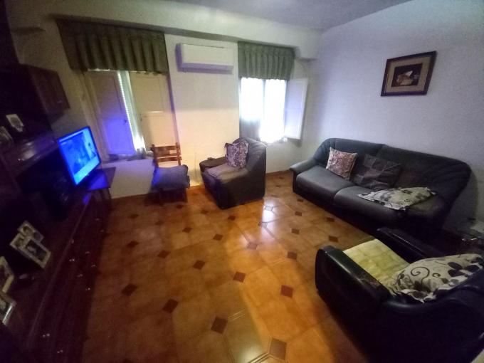 Fotografía En el Tubo de Zaragoza, 195 m² de vivienda, 2º. 